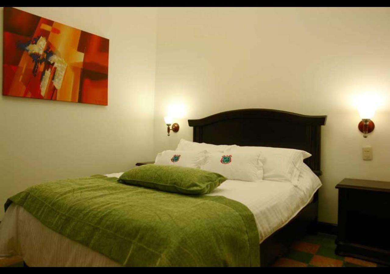 Hotel Casa Escobar Buga Zewnętrze zdjęcie